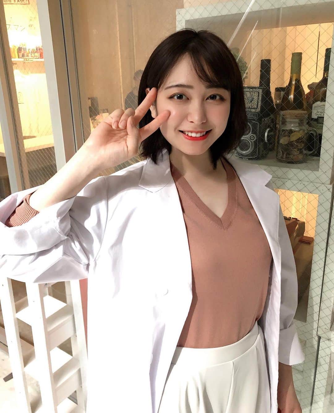 のインスタグラム：「・  こんばんは！お久しぶりです😷  劇団バルスキッチン第14回公演 『青春フルスロットル』 に出させていただきます🐥  初めて舞台に出るのでドキドキワクワクですが、見に来てくださると嬉しいなぁ。🌈  本日17日22時〜予約開始です！  白衣つっきーが見れるかも？🥼  応援しに来てください🦏 お待ちしております！！  私のTwitterにリンク貼ってます🥰   #劇団バルスキッチン  #青春フルスロットル」