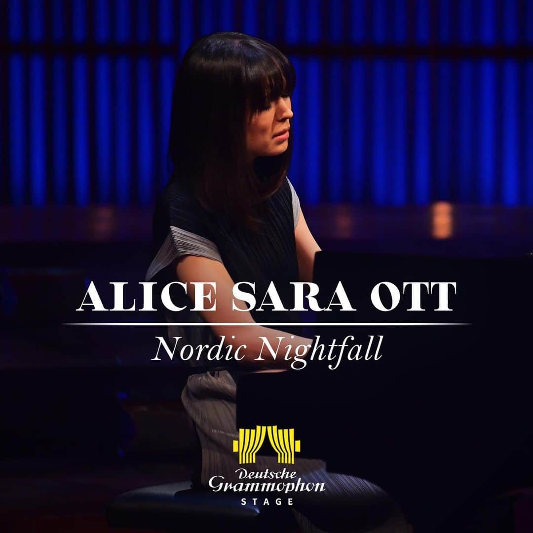 のインスタグラム：「Every journey comes to an end.   For the very last time #Nightfall is available to listen and to watch on @dgclassics #DGstage  Thank you to everyone who joined me on this journey through light and darkness over the last three years💙  Link in bio - it starts tonight at 8pm CEST and is available for 48h🎵」