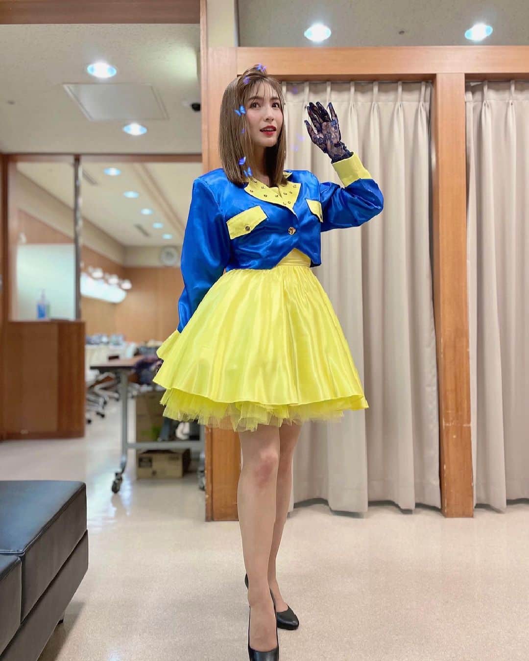 のインスタグラム：「爆笑!ターンテーブル 森高千里さんになりきってやりきりました👩🏻🔥  #TBS #森高千里 さん #私がオバさんになっても」