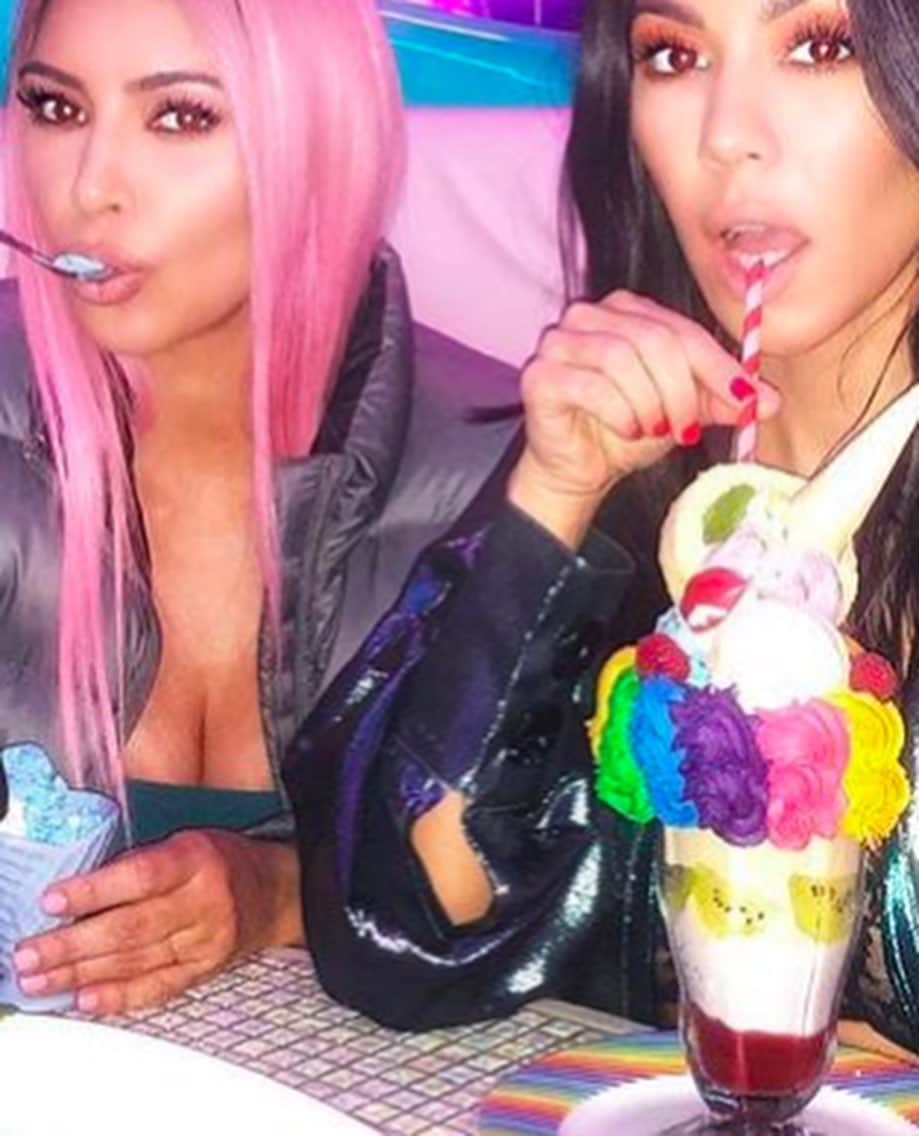 キム・カーダシアンさんのインスタグラム写真 - (キム・カーダシアンInstagram)「Happy Birthday to my Armenian Queen @kourtneykardash! The person on this planet I’ve known the longest! The person that will try any beauty treatment with me LOL about Kourt...There’s NO ONE like you! You always know what you want in this life and will never conform to what others ideals are and I admire that so much! You always stick up for what’s right and have become the best therapist a girl could ask for! I love you too the end of time and beyond! Have the best birthday, you deserve it all!!!」4月19日 0時31分 - kimkardashian