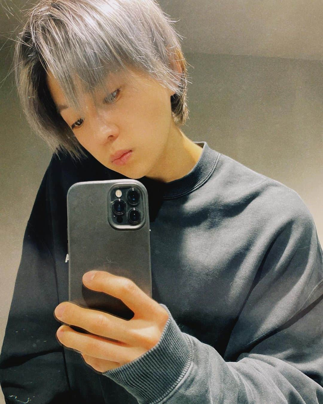 八木勇征さんのインスタグラム写真 - (八木勇征Instagram)「ようやく染太郎🐺  #fantastics #selfie #アホ毛大魔神」4月18日 20時49分 - yuseiyagi_official