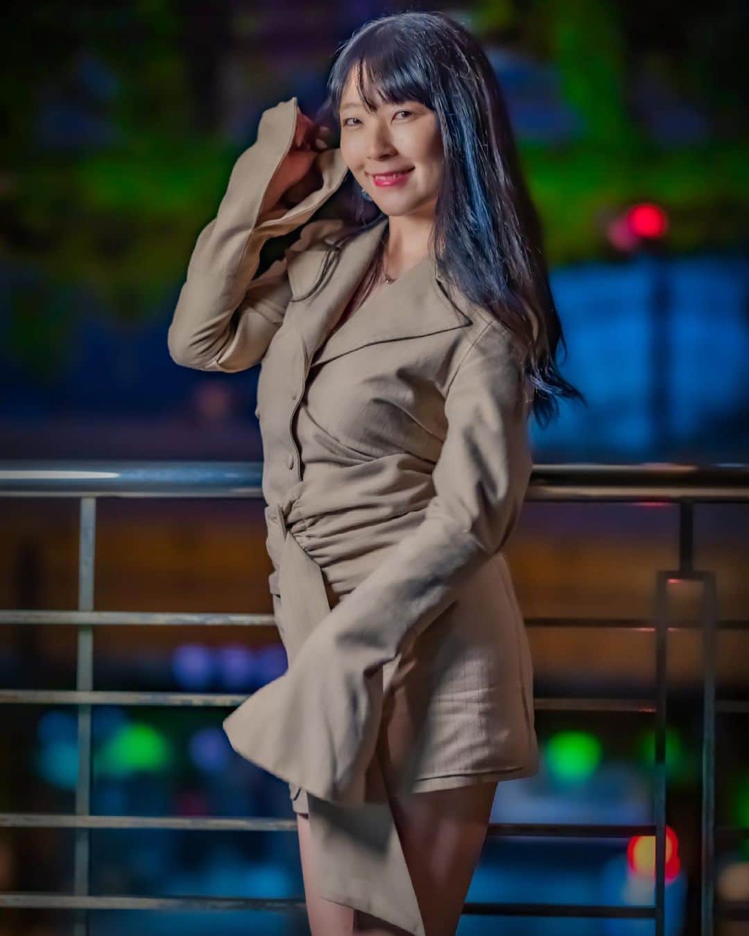 服部彩香のインスタグラム：「きらきらりん⭐ . #フリーモデル #フリーランス #グラドル #グラビア  #くびれスト #美脚 #被写体 #撮影依頼 #仕事依頼 #ポートレート #ポートレートモデル #あやかまる #服部彩香 #shotting  #portrait #japanesegirl  #cute #kawaii  #followme  #写真好きな人と繋がりたい #カメラ好きな人と繋がりたい」