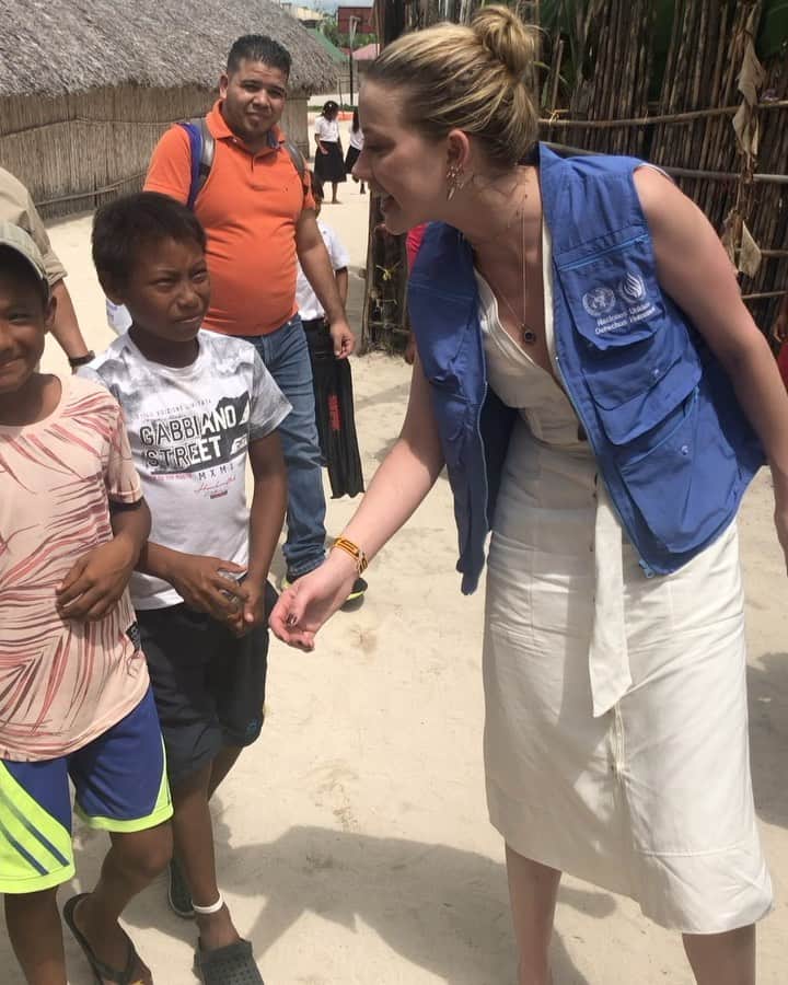 アンバー・ハードのインスタグラム：「Panama 2019. My mission work with UNHR is one of the most enriching parts of my life. Missing it.」