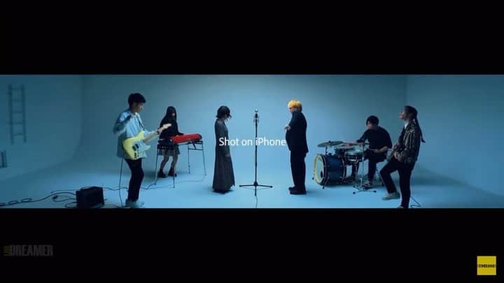 井上紗希のインスタグラム：「祝！37万回再生突破👏🏻﻿ 「ヨルシカ ×ずっと真夜中でいいのに」mashup ﻿ ﻿ 沢山出会ってくれた人達﻿ ありがとうございます﻿ ﻿ mashroom のyoutubeにて公開中！﻿ ﻿ 好きが詰まった作品になってます﻿ これからもどんどん色んな人に届いて欲しい。﻿ ﻿ #mashup﻿ #ヨルシカ﻿ #ずっと真夜中でいいのに」