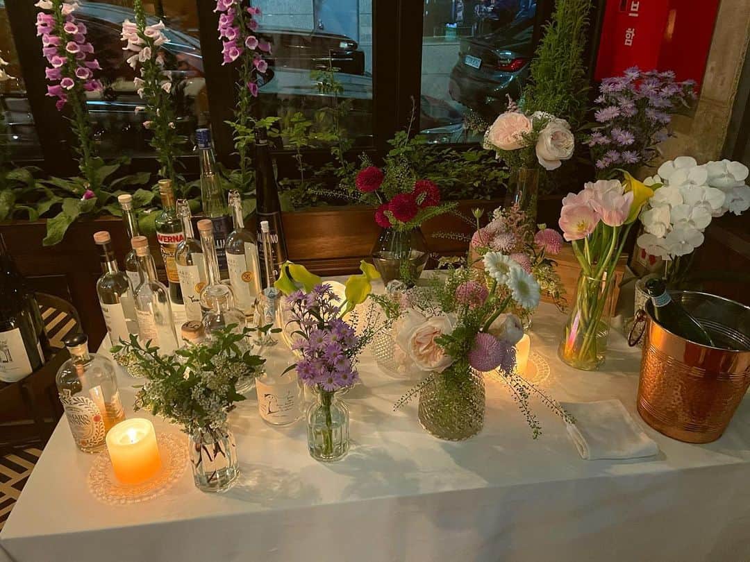 ミン・ヒョリンのインスタグラム：「💕💐」