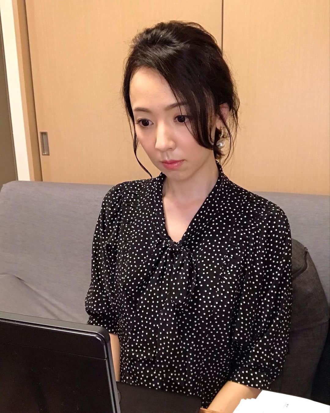 丸田佳奈のインスタグラム：「JCI JAPAN TOYP 2021の選考委員をつとめました。 他分野の同世代の方々から、いろんな話やアイディアをきけて、とても勉強になりました。  https://news.yahoo.co.jp/articles/e5db40ae56ae802b1f9fa3cb0ba83c552d325321  #jci #jcijapan #jcijapantoyp  #jcijapantoyp2021  #青年版国民栄誉賞 #第35回青年版国民栄誉賞 #選考委員 #日本青年会議所」
