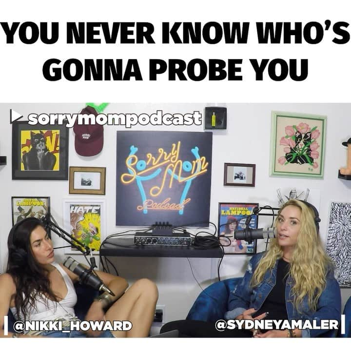 のインスタグラム：「😂 lots of risk out there now a days.  Ok so let’s take a vote! Who thinks aliens are chillin around us in human form?  If u think yes, leave a 🥸 If u think no & they are in their own form all the time leave a 👽  . New pod out now. Link in bio」