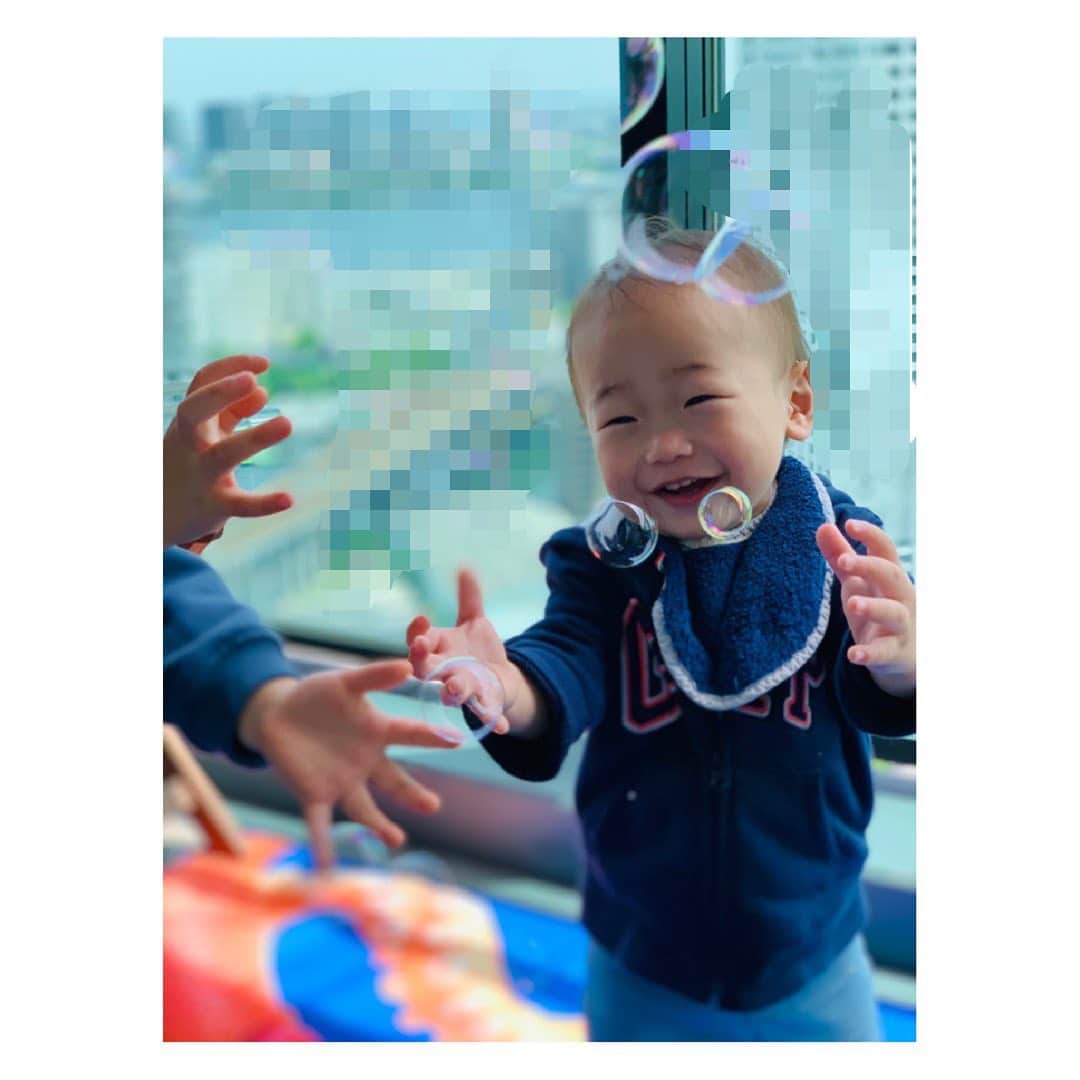 田中雅美さんのインスタグラム写真 - (田中雅美Instagram)「癒し♡  ・ ・ #3歳と1歳 #癒し」5月14日 11時39分 - tanakamasami_official