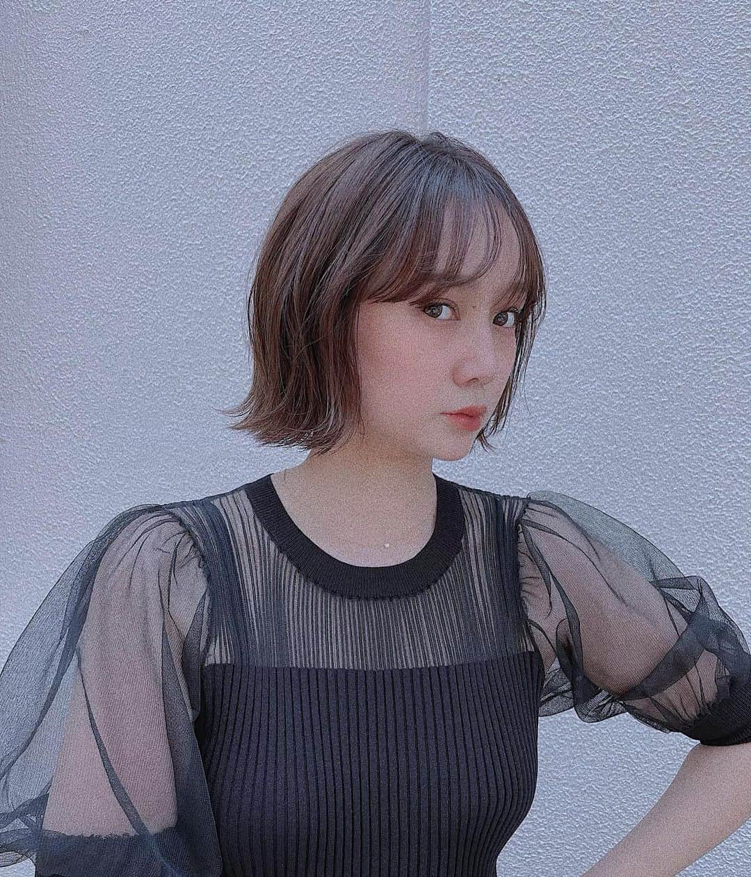 西本早希のインスタグラム：「・ 髪伸びたさん ひさしぶりにチークした日に 着てた 女子っぽいやつ ☺️！ @lagunamoon_com」