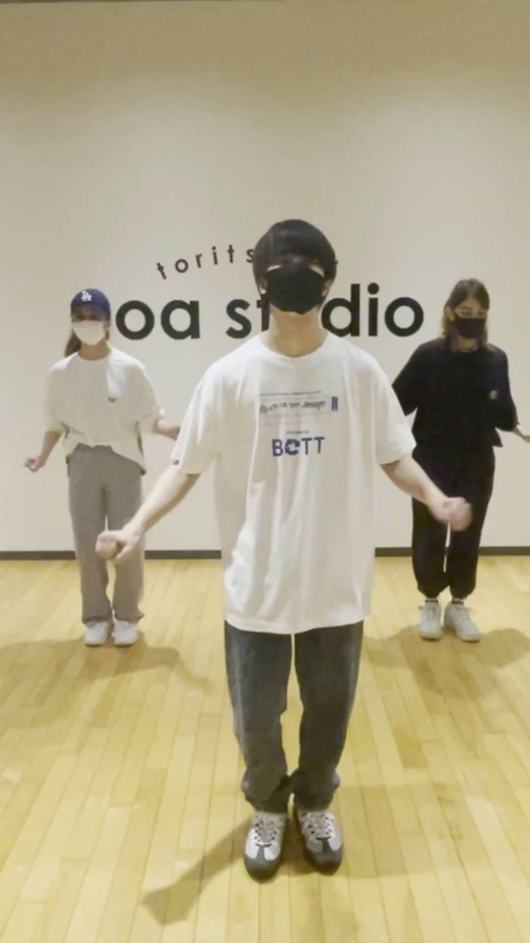 花村想太のインスタグラム：「Choreographed by Hayate Wada(@da_ice_hayate_wada )  Sota Hanamura(@da_ice_sotahanamura ) NAOTO(@naoto_lol ) TAKI(@taki_faky ) AKINA(@akina_faky )  #dance  #ダンス  #Da_iCE #lol #FAKY」