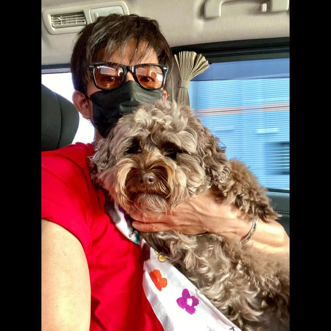 木村拓哉さんのインスタグラム写真 - (木村拓哉Instagram)「﻿ ﻿ 「今日は、ファンクラブの会報の撮影に！﻿ テーマが"OFFの日の過ごし方"と言う事だったので、こんな感じで向かいましたぁ〜‼︎﻿ 出来上がりをお楽しみに！」﻿ ﻿ STAYSAFE!﻿ ﻿ 拓哉﻿ #木村拓哉#TakuyaKimura」5月14日 16時05分 - takuya.kimura_tak