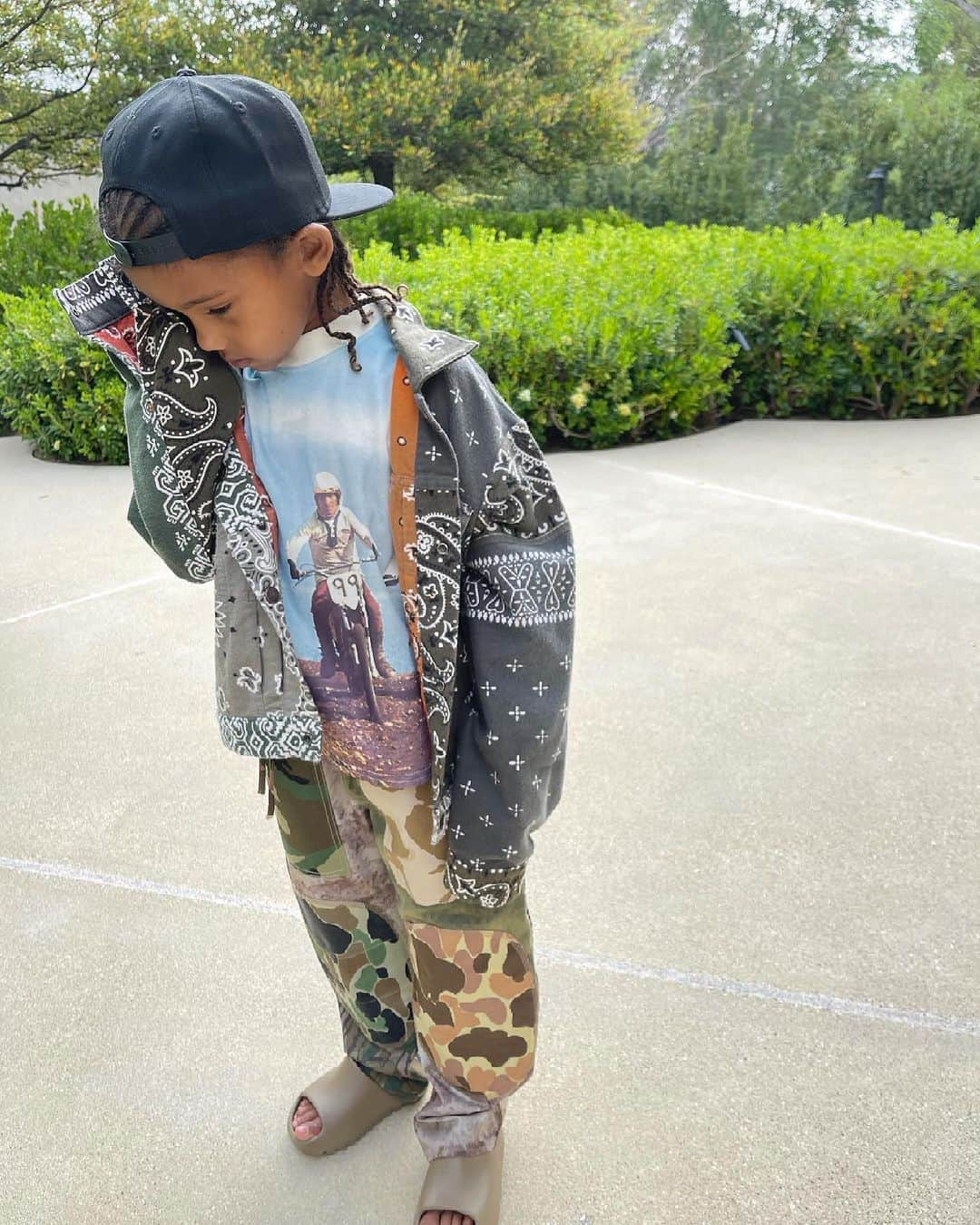 キム・カーダシアンさんのインスタグラム写真 - (キム・カーダシアンInstagram)「Freshest Kid alert 🚨」5月15日 1時10分 - kimkardashian