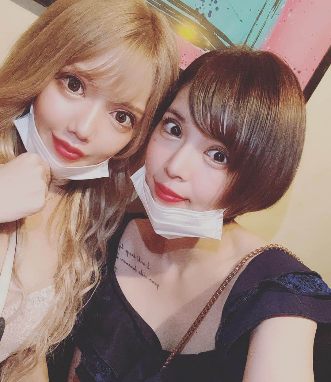 坂口杏里のインスタグラム：「朝キャバ復活よー🙌❤️ やっぱり 仕事楽しい✨  EMU→リュアーグ 一緒だった きぃもいるから😊🌈  お待ちしてます❤️💭」
