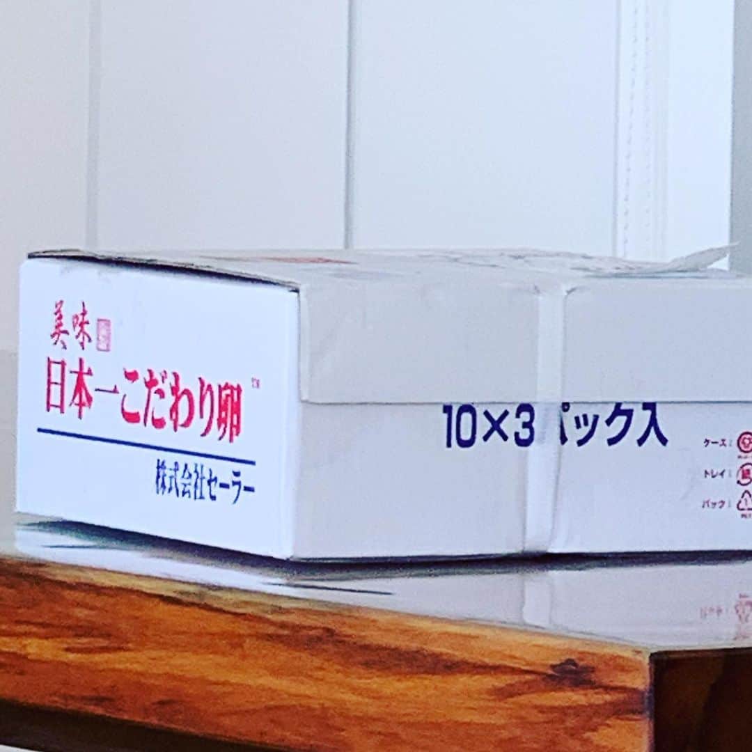 のインスタグラム：「奈良香芝の理事長の卵定期便！ ダイヤモンドカップ地上波観戦！ 若い選手ばかり映して小田孔明イーグルも出さんとええ加減にセェー！ 西荻窪駅前行って買い物して晩酌終了18時て！ 早よ寝よ！」