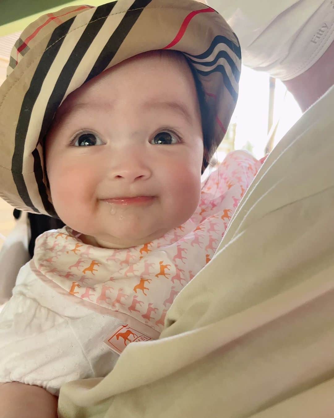 アレクサンダーのインスタグラム：「今日のシスター❤️」