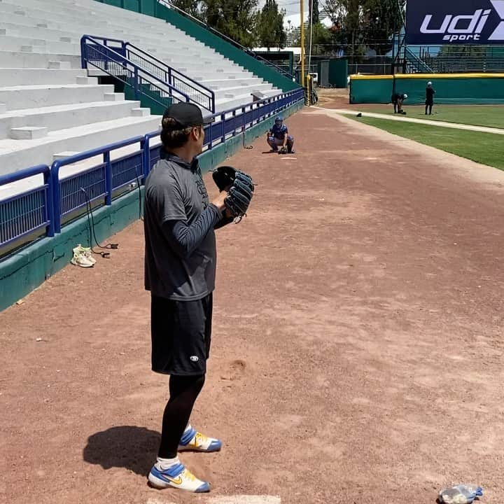 中村勝のインスタグラム：「久しぶりに⚾️」