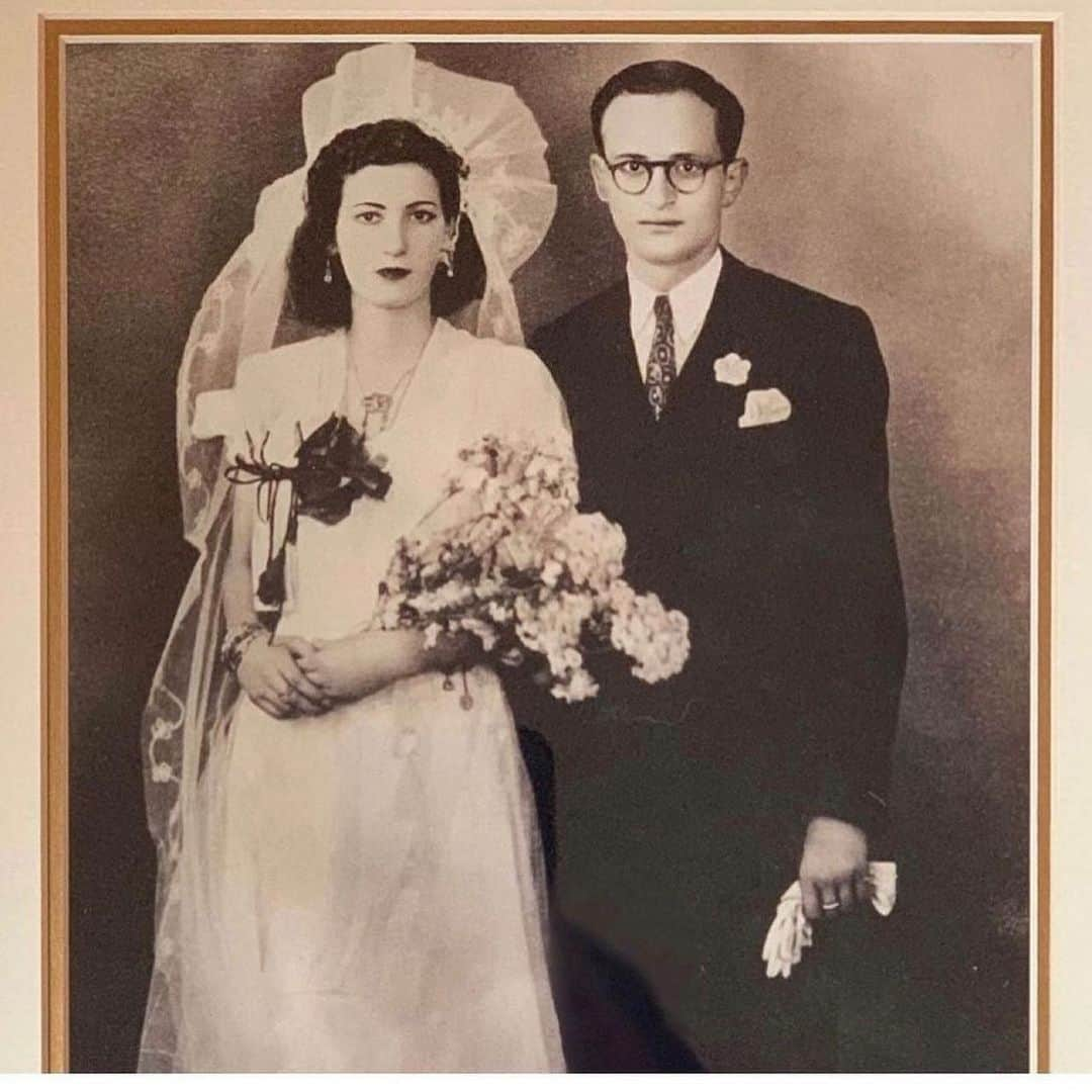 ベラ・ハディッドさんのインスタグラム写真 - (ベラ・ハディッドInstagram)「My Teta and my Jido’s wedding in Nazareth, Palestine in 1941.   ❤️🇵🇸❤️  Princess Khairiah Daher Hadid (Whom i was given my middle name , Khair**❤️) ,   Grand Daughter of the Prince of Nazareth and the Ruler  of Galilee ..   Married professor Anwar Hadid , from the Hadid Quarters of Safad, Palestine  of a Prominent Al Haj and Shiek Mohamed Hadid of Safad   Together they had 8 beautiful babies. My aunts and uncles , Including my baba , @mohamedhadid , bottom right. With my uncle Mahmoud in his arms. And my Teta far left... With 8 children under the age of 15... Who were taken out of their homes in Palestine in 1948 , becoming refugees in Syria, then Lebanon , then Tunisia.   I love my family, I love my Heritage , I love Palestine ❤️ I will stand strong to keep their hope for a better land in my heart. A better world for our people and the people around them. They can never erase our history. History is history !」5月16日 3時55分 - bellahadid