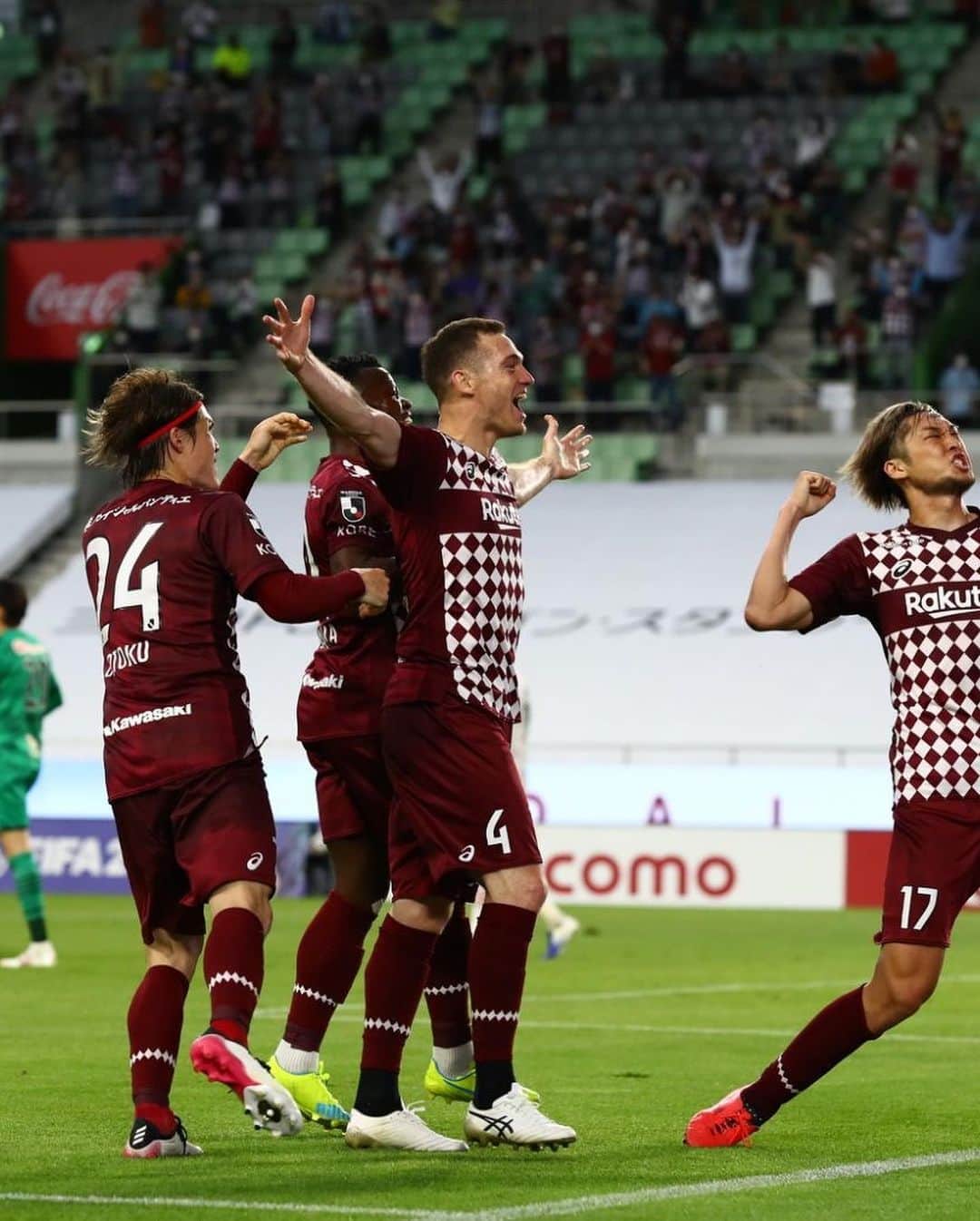 トーマス・フェルメーレンさんのインスタグラム写真 - (トーマス・フェルメーレンInstagram)「Last minute equalizer and my first ever goal for @visselkobe in front of our fans who returned to the stadium. Lets keep up the hard work! 💪 🇯🇵  皆さんの前で初ゴール！ 今後も努力して頑張っていきましょう！」5月15日 21時50分 - thomasvermaelen