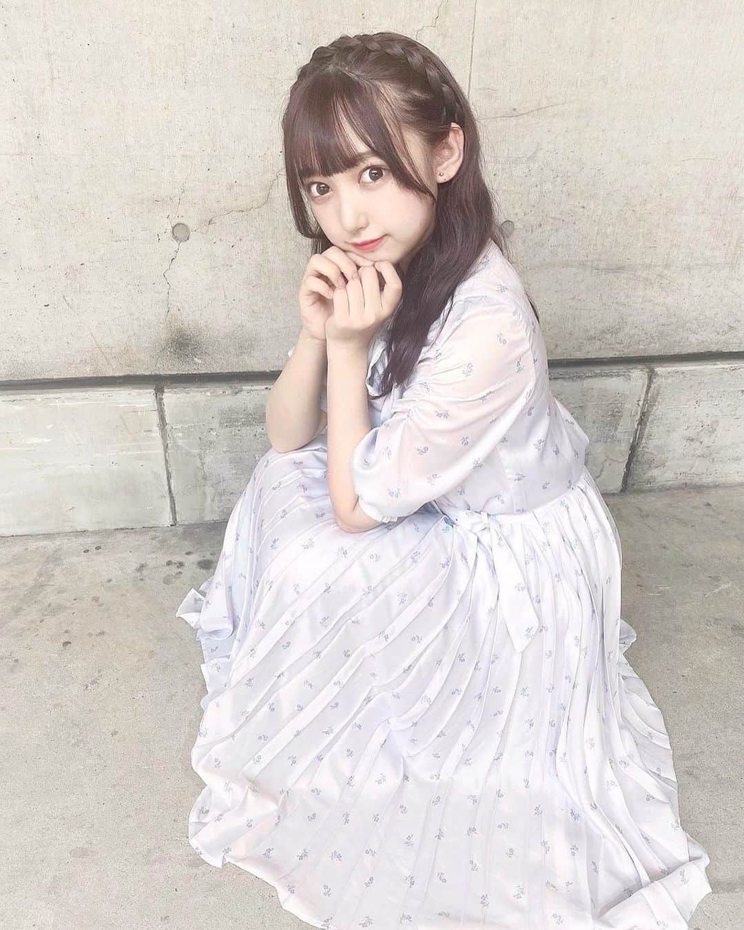 町田穂花のインスタグラム：「. . リアル個別トーク会ありがとうございました🌷 . 久しぶりに皆さんにお会いできて嬉しかったです( o̴̶̷᷄ ·̫ o̴̶̷̥᷅ ) . 1.2.3.5部全部お洋服変えて、メイクも少し変えてたの気づいたかな…？？🥺 . 今日着たお洋服順番に投稿するから待っててね(ᐡ⸝⸝- -⸝⸝ᐡ) . また、みんなに会えますように…♡॰*． .」