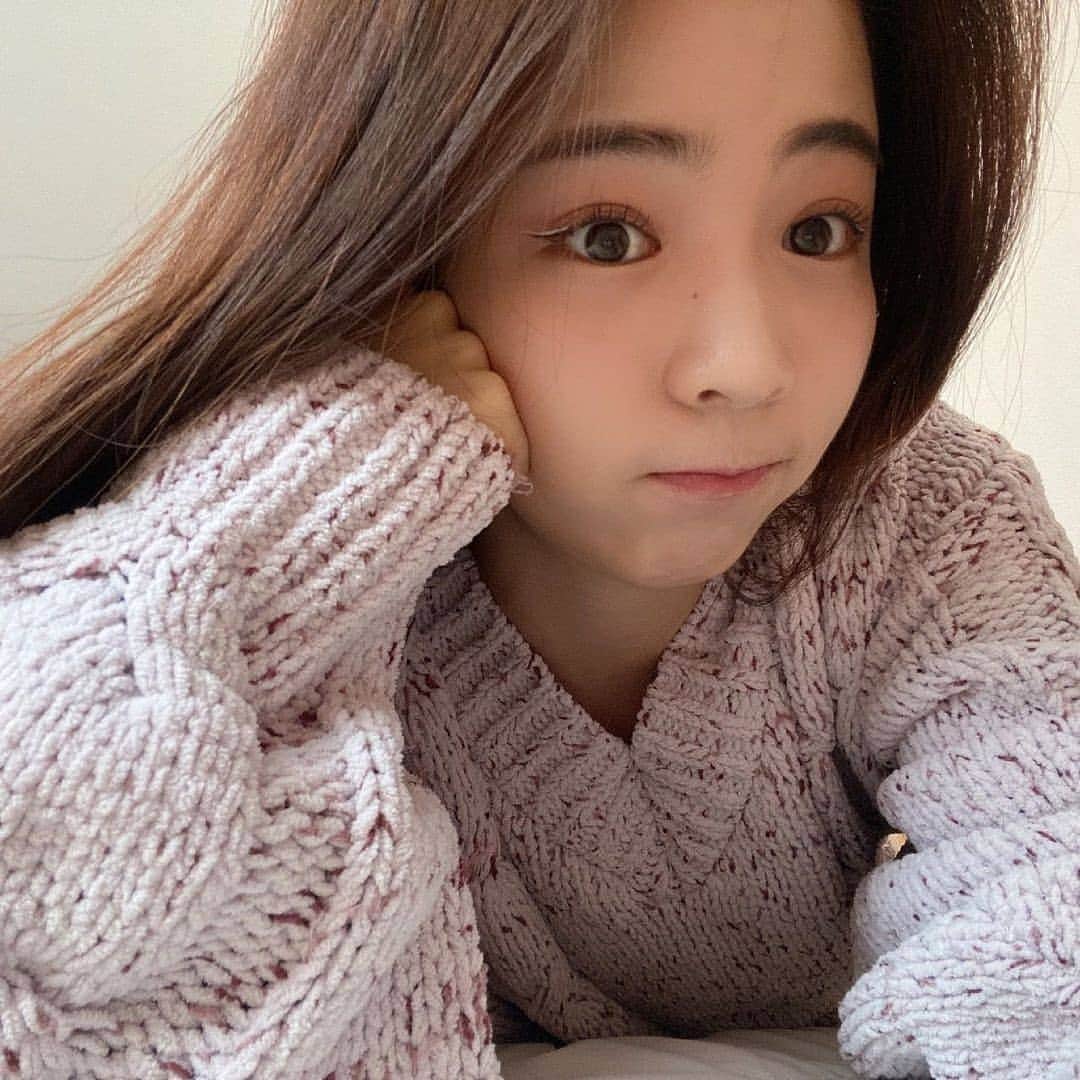 マヤ（勝村摩耶）さんのインスタグラム写真 - (マヤ（勝村摩耶）Instagram)「Maya's bareface🥺 she's just so pretty 😭😍 . . Follow @_MayaKatsumura for more content . . . #MAYAKATSUMURA #MAYA #NiziU #ニジュー #니쥬 #NiziUMaya #JYP #WithU #MakeYouHappy #Stepandastep #Take_a_picture #Poppin_Shakin」5月16日 5時14分 - _mayakatsumura