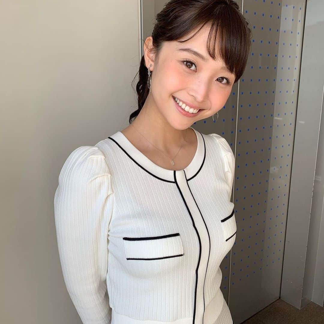 女子アナ　ブラ 女子アナ応援隊さんのインスタグラム写真 - (女子アナ応援隊Instagram)「#渡邊渚 #アナウンサー #女子アナ」5月16日 9時32分 -  yozora_4021
