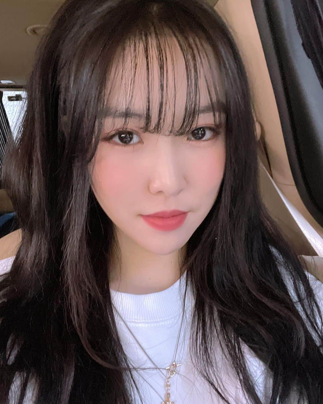 GFriendのインスタグラム：「#여자친구 #GFRIEND 💾 GFRIEND's #MEMORIA  #유주 #YUJU」