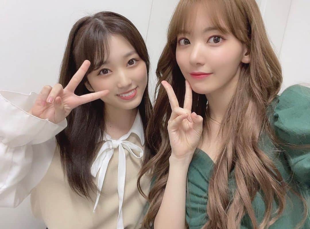 のインスタグラム：「… #hkt48 #IZONE #아이즈원 #アイズワン  #sakura #宮脇咲良 #미야와키사쿠라 #さくら #nako #矢吹奈子 #야부키나코 #なこ」