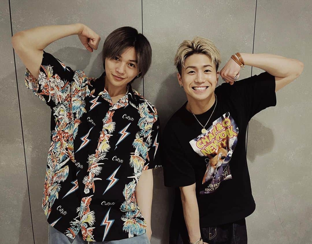 八木勇征さんのインスタグラム写真 - (八木勇征Instagram)「・ ぱわぁ×ぱっしょん  #brother #SFN #FANTASTICS #ゆせれや #ゆせゴン #男の約束」5月16日 22時06分 - yuseiyagi_official