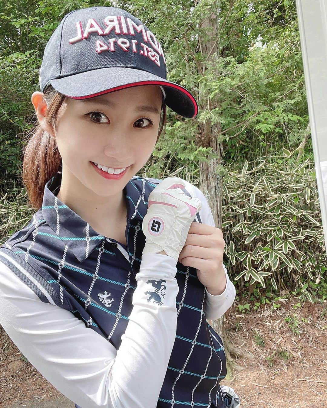 筒井萌子さんのインスタグラム写真 - (筒井萌子Instagram)「*  結構前にお父さんと行ったゴルフ⛳️ 全身Admiral (@admiral_golf_jp ) セットアップでとってもお気に入り🐥  最近ゴルフにあんまり行けてないから 家の事が落ち着いたら早く行きたいな✨  #筒井萌子 #女優 #actress #モデル #model #岡山 #youtube #もえちゃんねる　 #shooting #instagood #instalike #converse #撮影 #followme #instalike #ゴルフ #ゴルフ女子 #ゴルフコーデ #골프 #좋아요반사 #좋아요그램 #좋아요환영 #데일리그램 #패션 #오오티디 #카페투어」5月16日 22時54分 - tsutsui.moeko.o