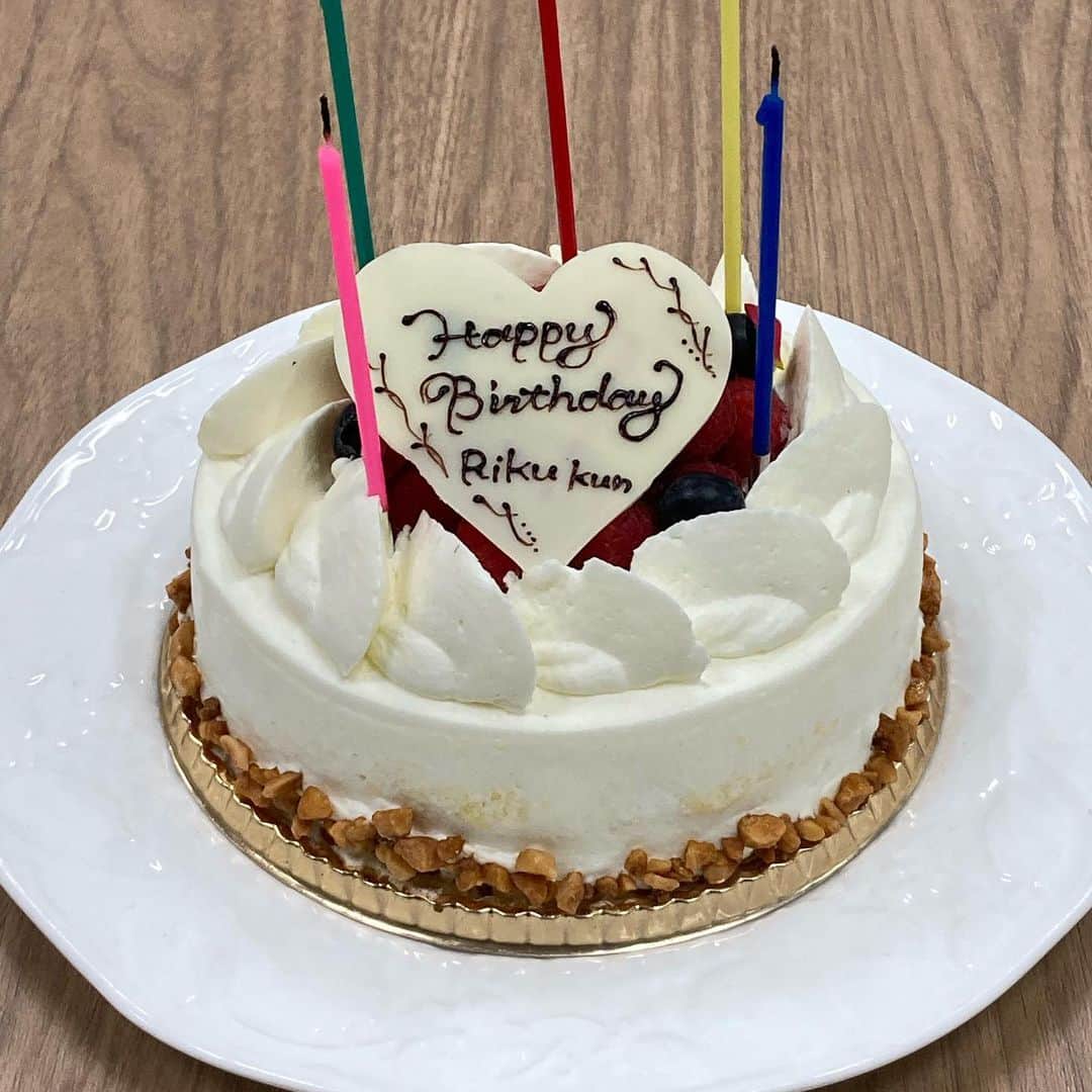 のインスタグラム：「今日で15歳になりました❗ 中学生最後の1年楽しみます❗  皆さん沢山のお祝いありがとうございます」