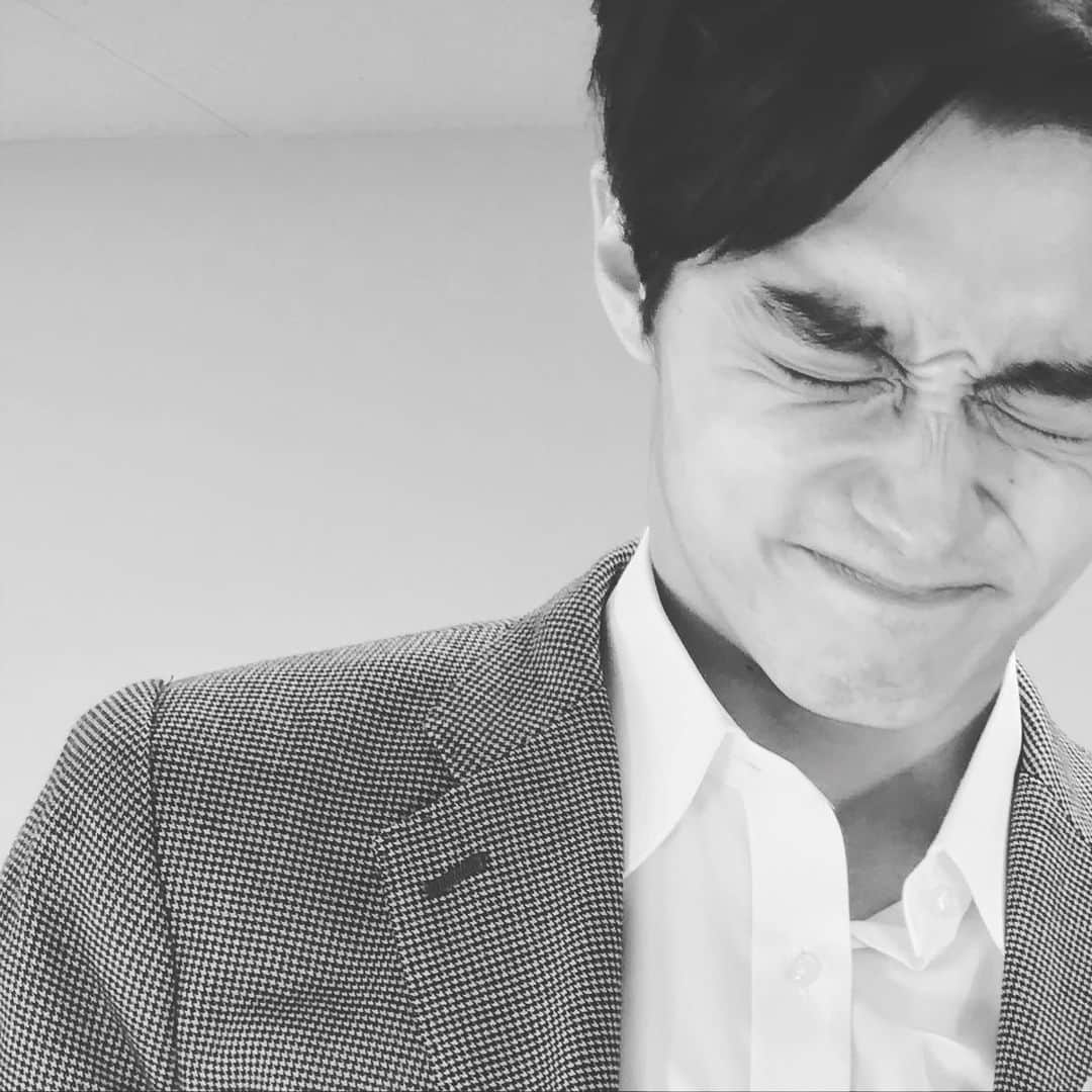 松岡広大のインスタグラム：「スリルミー、名古屋公演を無事終えることが出来ました。 有難うございました。  後日、綴ります。語りすぎて野暮にならない程度に。 #スリルミー」