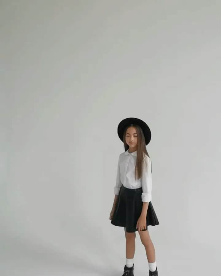ソフィア・トゥレンコのインスタグラム：「@perfectkidsproduction @a.bisirkina @oxana.vesna」