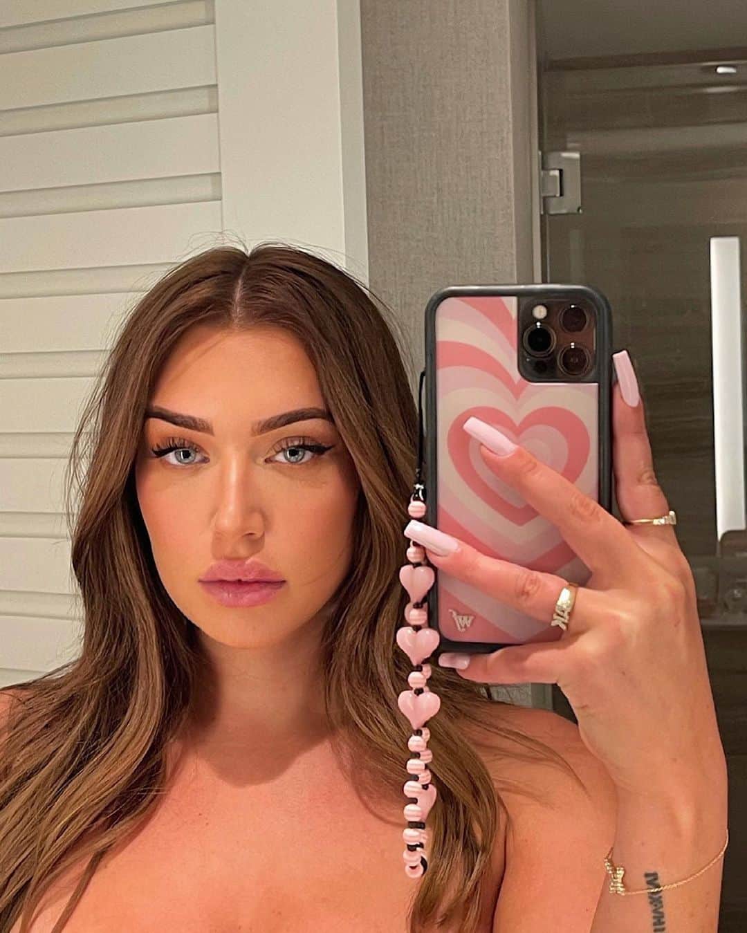 Anastasia Karanikolaouのインスタグラム：「gemini love」
