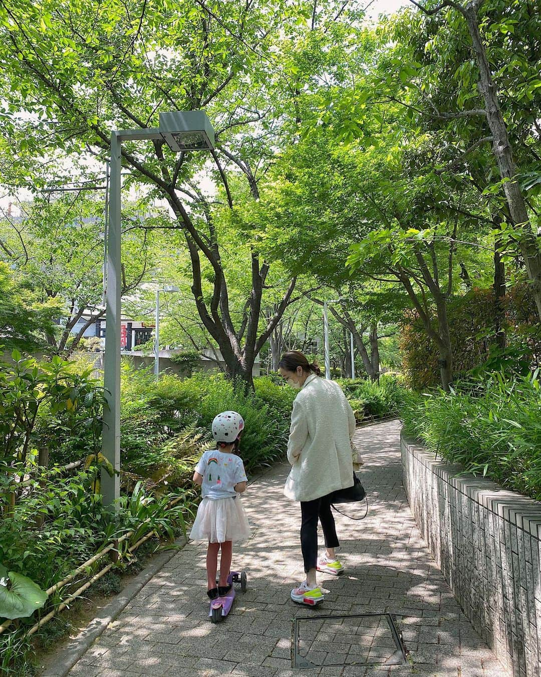 翁安芸さんのインスタグラム写真 - (翁安芸Instagram)「It was a nice weekend🌿💗  #momanddaughter #weekend」5月17日 10時45分 - akinyc