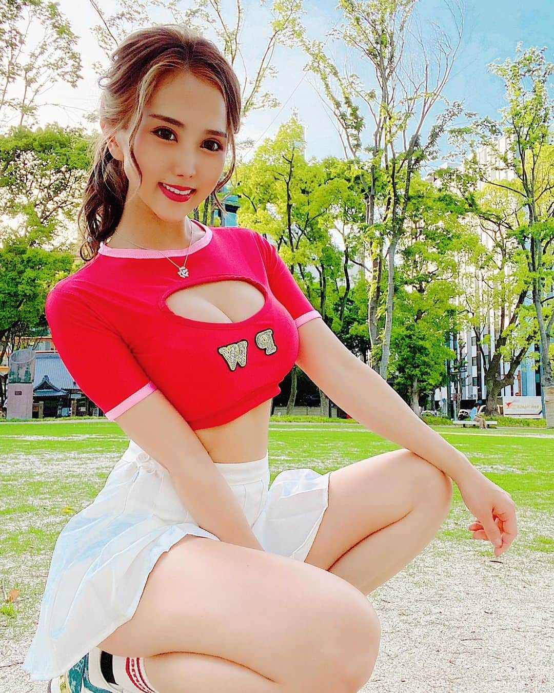 RIONAさんのインスタグラム写真 - (RIONAInstagram)「.  YouTube企画NiziU第2段upされたら見てね💗  今年の夏の撮影が楽しみだな〜🌈  チャンネル登録まだしてない方は 登録よろしくお願いします😘💕  『PWりおなの全力チャンネル』  niziu#YouTube撮影#niziu踊ってみた #prettywoman#pwりおな#showtime#sexy #名古屋名物#名古屋 #dance#party#event#dancer #follow#followme#l4l#l4f#Japanesegirl #キャスト募集#ダンサー募集 #名古屋キャバクラ#すすきの#中洲川端 #北新地#中洲」5月17日 13時11分 - riona_bestita