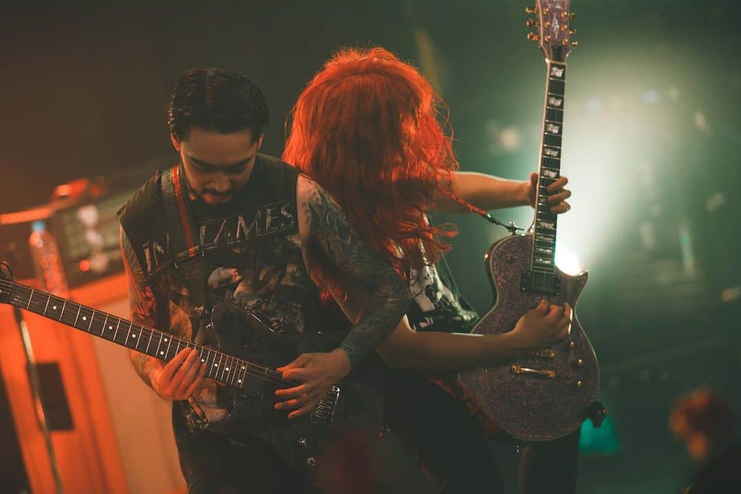 Her Name In Bloodさんのインスタグラム写真 - (Her Name In BloodInstagram)「HEAVY WEIGHT TOUR Day2 We had an amazing time with ya'll! Can't thank enough for you all who came out last night, We love you!  📸 : @litchi_lp」5月17日 13時12分 - hnibband