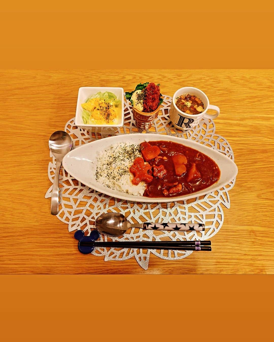 間宮梨花のインスタグラム：「普通に絶対おいしいカレーの レシピ✍️ハイライト❤️ #りかちゅう飯 #旦那ご飯 #夜ご飯 #献立 #カレーライス #お家時間」