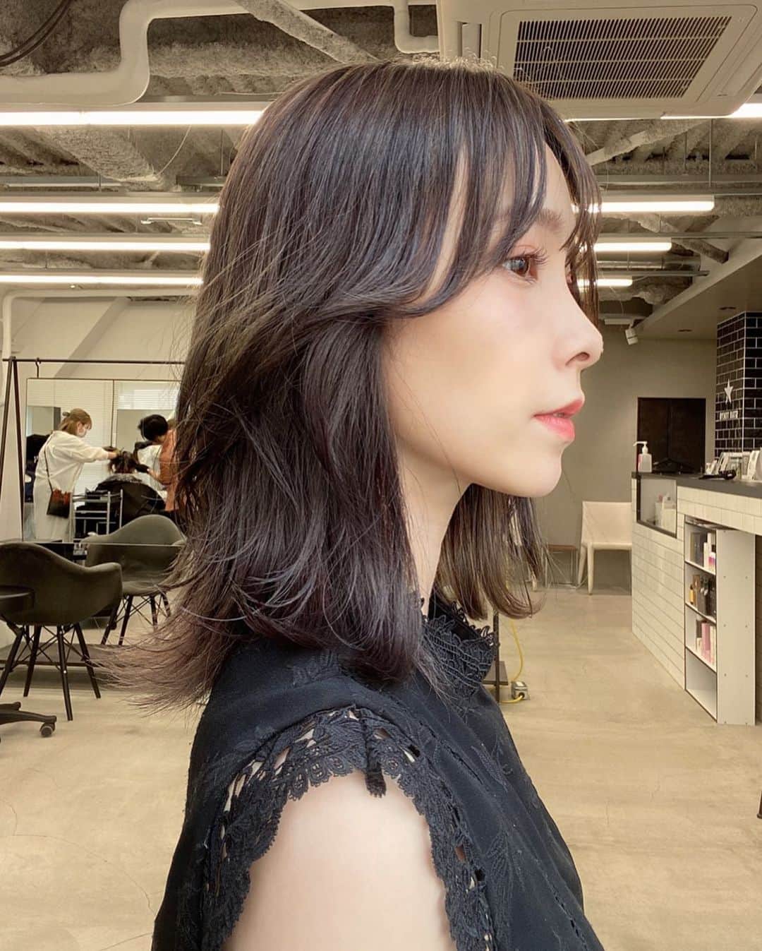 黒澤詩音のインスタグラム：「#newhair #newcolor  #hairsalon  #ktwo #announcer  #portrait @startokyo_」