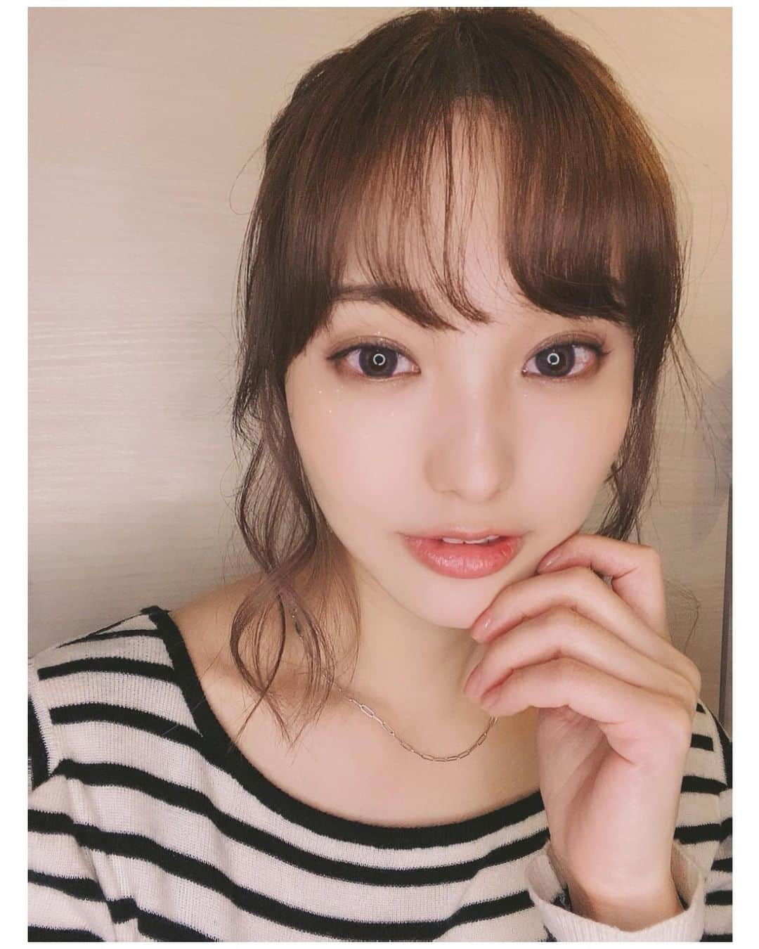 水谷望愛のインスタグラム：「🧬 ❤️ ❤️ ❤️ イチナナちらっとやったよー🙋🏻‍♀️ またまた緊急事態宣言で大変だけど、みんなとコミュニケーションとれる時間が楽しい🥰 いつもありがとう✨」