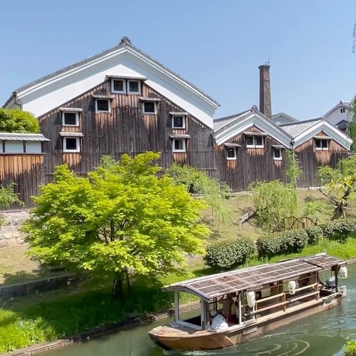 Gekkeikan Sake Officialのインスタグラム：「#travel #travelgram #instatravel #freshgreens #gekkeikan #gekkeikansake #japan #kyoto #fushimi #おうち旅行 #おうち旅 #新緑 #月桂冠 #月桂冠大倉記念館 #京都 #伏見 #十石舟」