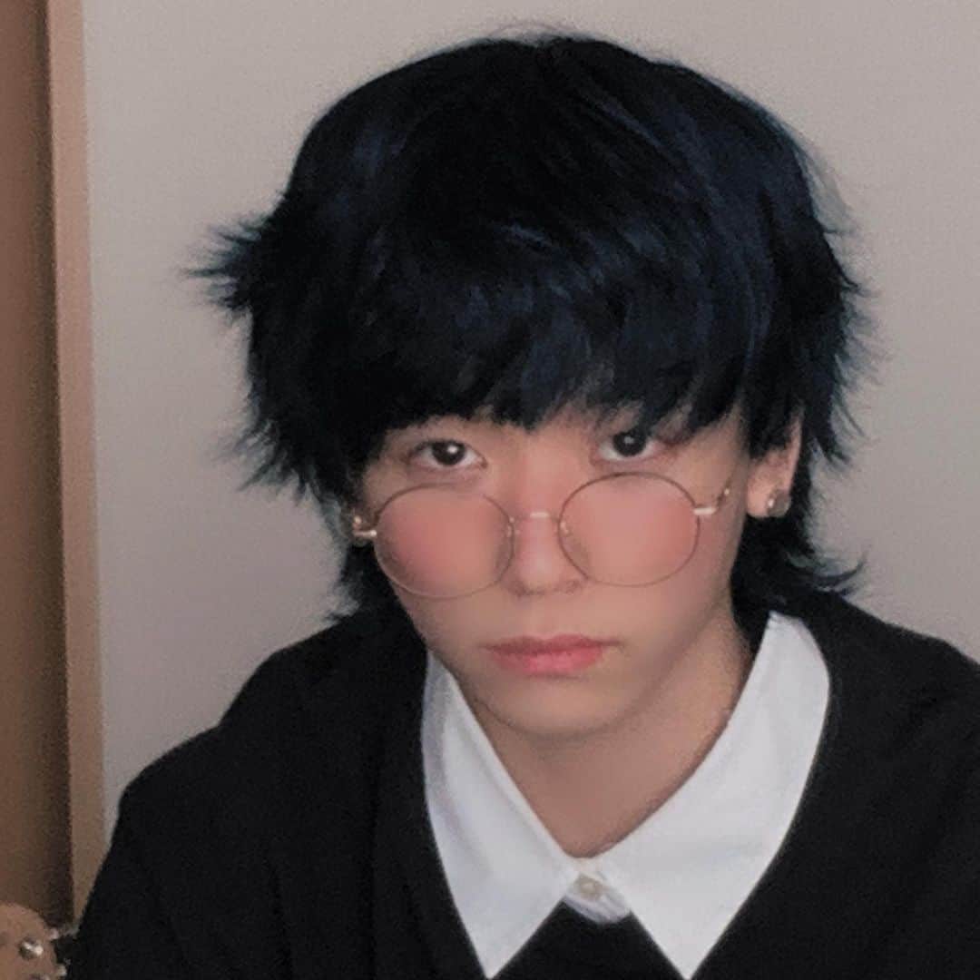 いへう子さんのインスタグラム写真 - (いへう子Instagram)「青髪ウルフ」4月23日 18時31分 - sasimisouseizi