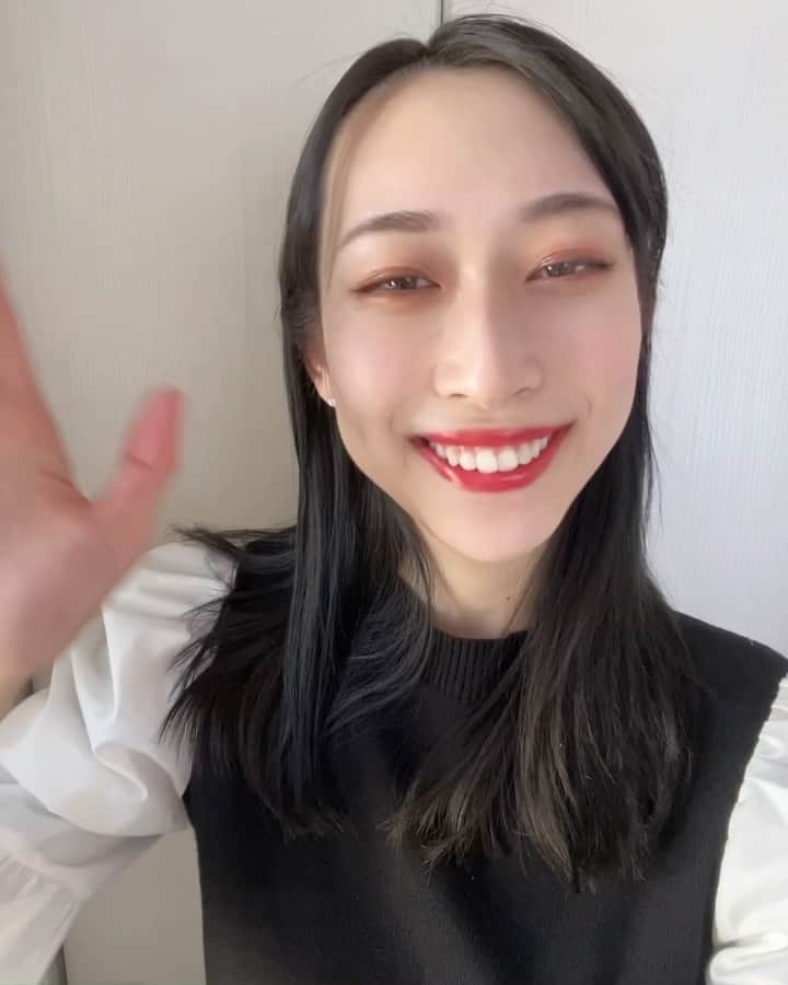 瀬名ひなののインスタグラム：「" ニノ国〜CROSSWORLD〜 " の 事前登録が開始しました🐈💓   それに伴いSNOWにて オリジナルフィルターが登場！ 早速試してみた📸ジブリ感！笑笑   #EcoSmile をつけてSNSに投稿すると 1アカウントにつき$1が環境保全団体に寄付されます✨   ◆キャンペーン概要ページ https://mar.by/kifu   ▼事前登録 https://mar.by/_mEaf   ゲームもフィルターも試してみよ✌  #ニノクロ #ようこそニノクロ #pr」