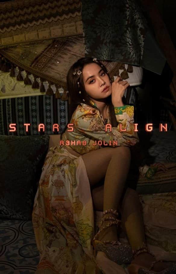 ジョリン・ツァイのインスタグラム：「got some butterflies in my stomach #starsalignMV  #謝謝墾丁亞曼達飯店💖❤💖💗」
