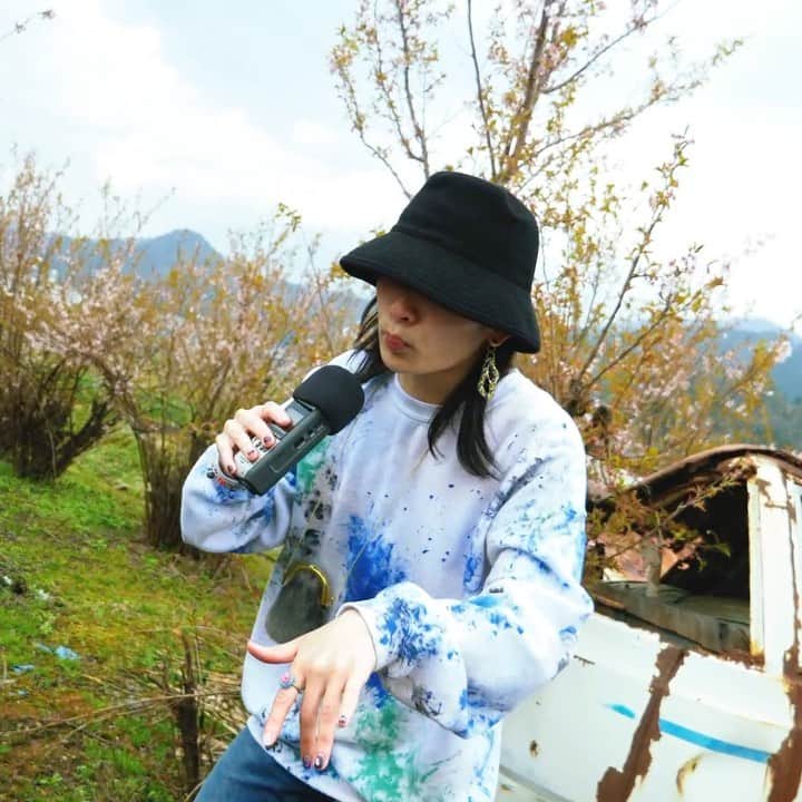 のインスタグラム：「SHOW-GO - A Lil Bit More (Beatbox)🛻💨 New video out now on YouTube🇯🇵 . . https://youtu.be/Jbp0f244FR8 . #beatbox #showgo #music #japan #outfit #ビートボックス」