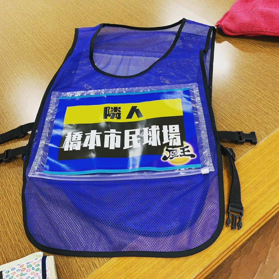 橋本市民球場のインスタグラム：「昨晩はお疲れ様でした👏👏👏  #ネタパレ #ニュースターパレード #座王 #千原ジュニアの座王」