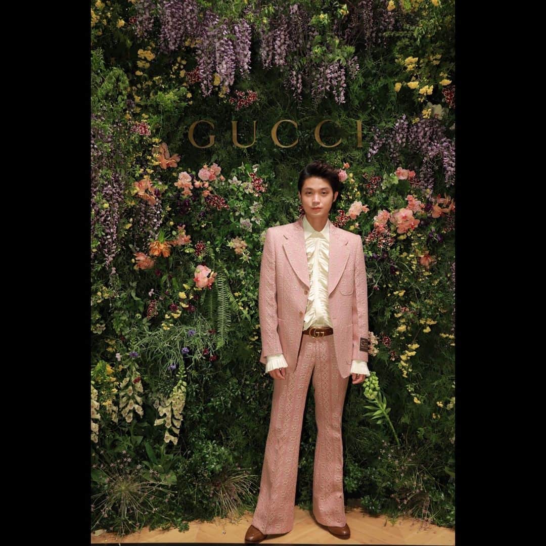 磯村勇斗のインスタグラム：「. 銀座並木通り Opening Preview  GUCCI Namiki   五感が刺激された空間でした 楽しかった!  #GucciNamiki #グッチ並木 @gucci」