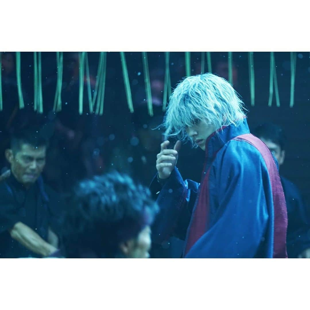 新田真剣佑さんのインスタグラム写真 - (新田真剣佑Instagram)「るろうに剣心　THE FINAL RUROUNI KENSHIN THE FINAL  In theaters now.(JP)」4月24日 16時11分 - mackenyu