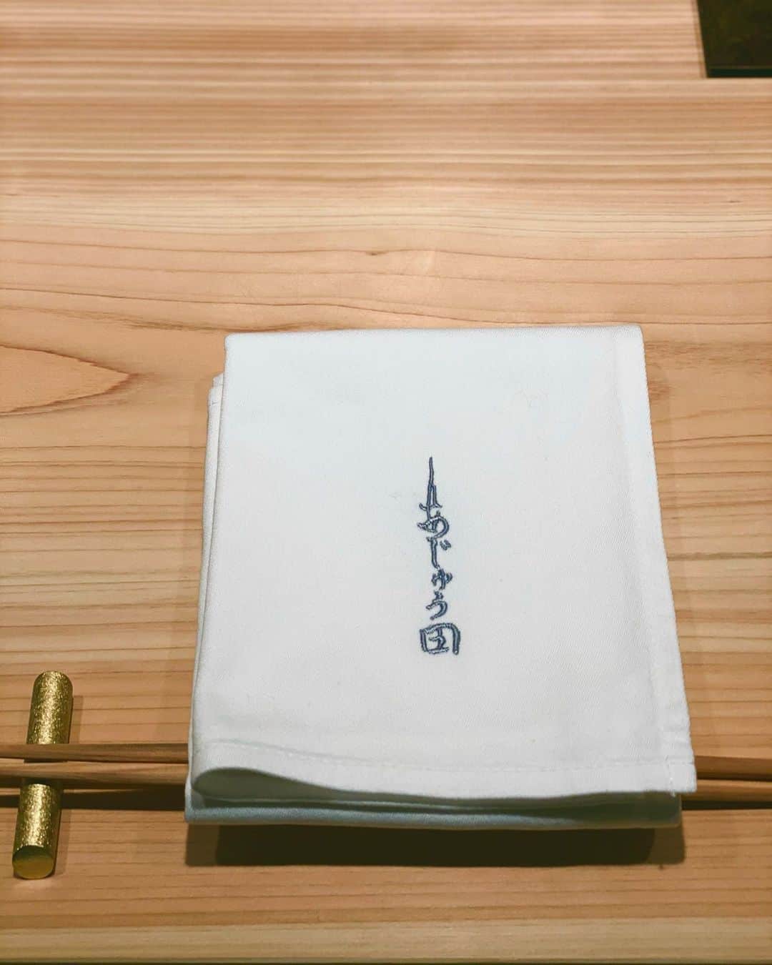 大口智恵美さんのインスタグラム写真 - (大口智恵美Instagram)「渋谷に新しくできたお寿司屋さん🍣  📍あじゅう田　さん  招待してもらい行ってきました🤍 美味しくて幸せ時間だった☺️ 次回の予約も取って帰りました〜🤍  #sushi #love #happy #instagood」4月24日 17時12分 - chemiiiii