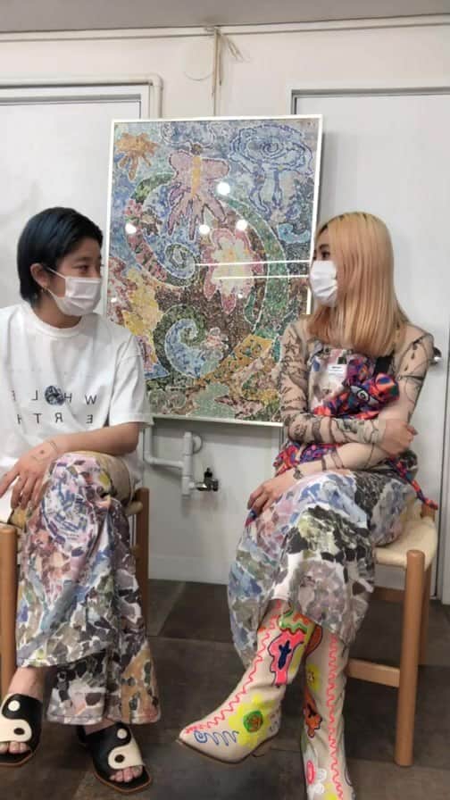 MAIMI☻KOBINAIのインスタグラム：「2021 SS "EARTH ENERGY" 貼り絵でARTを製作させてもらいました🌏」