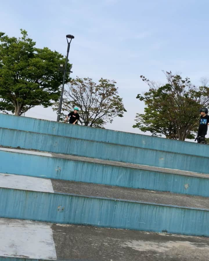 中山楓奈のインスタグラム：「@elementjapan  #elementkimetsunoyaiba  ＃鬼滅の刃  @murasakisports_official  @murasakisports_takaoka  @diamondsupplyco  @ninja_bearing  @bern_japan  #ちなつ均整院  #gilsskater  #skateboard  #skatebording  #skater  #skatelife  #skate  #sk8」